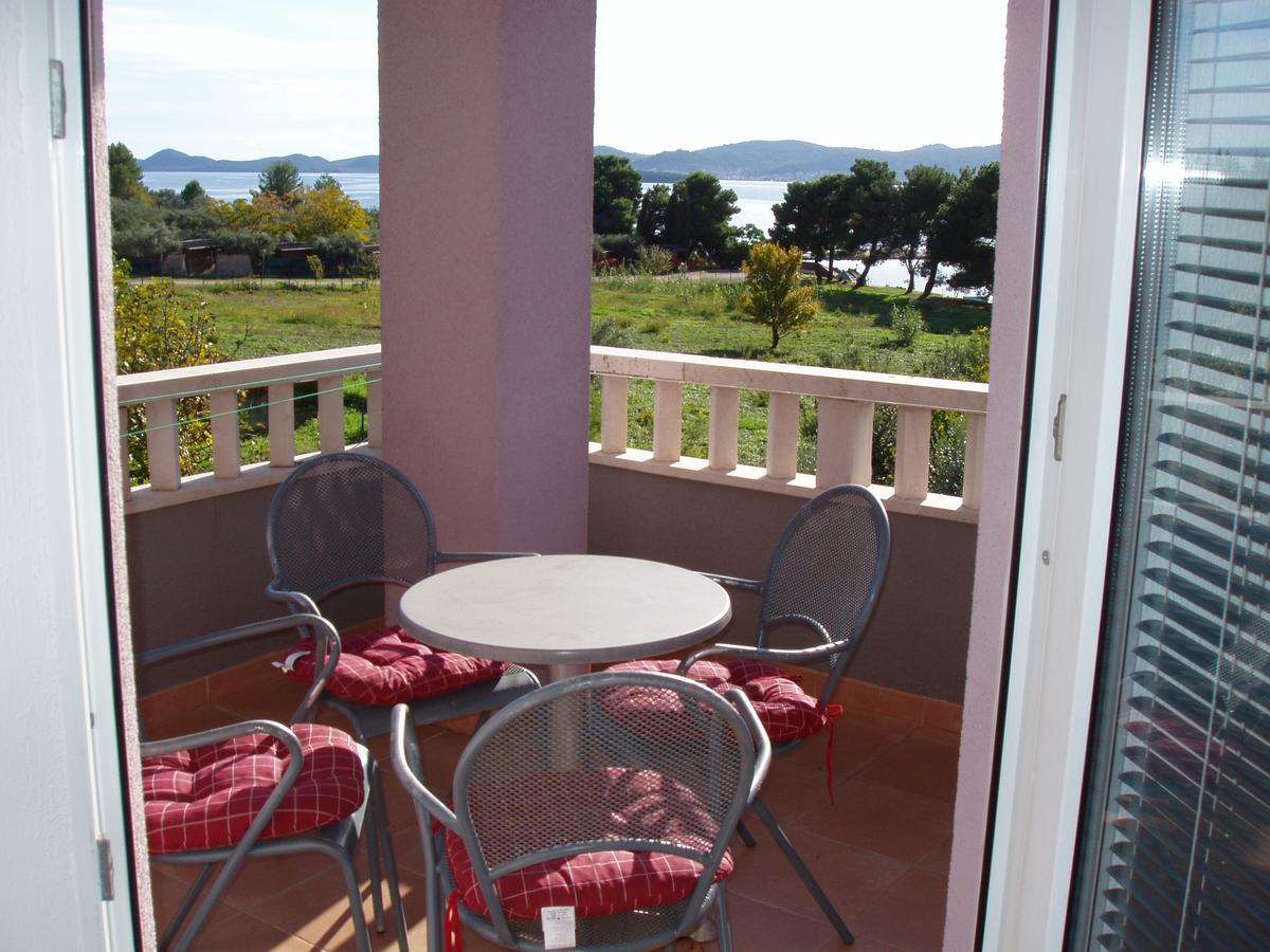 Villa Toni Sveti Filip i Jakov Kültér fotó