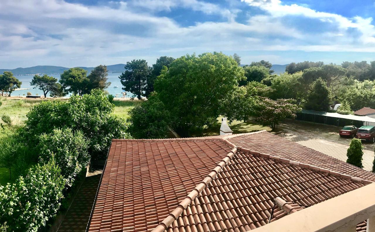 Villa Toni Sveti Filip i Jakov Kültér fotó